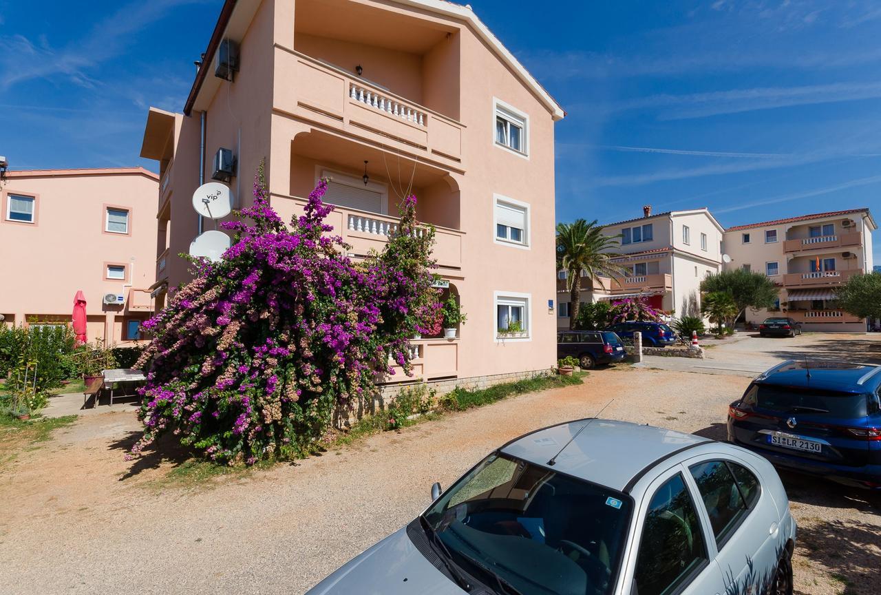 Apartments Jasmin Barbat na Rabu Bagian luar foto
