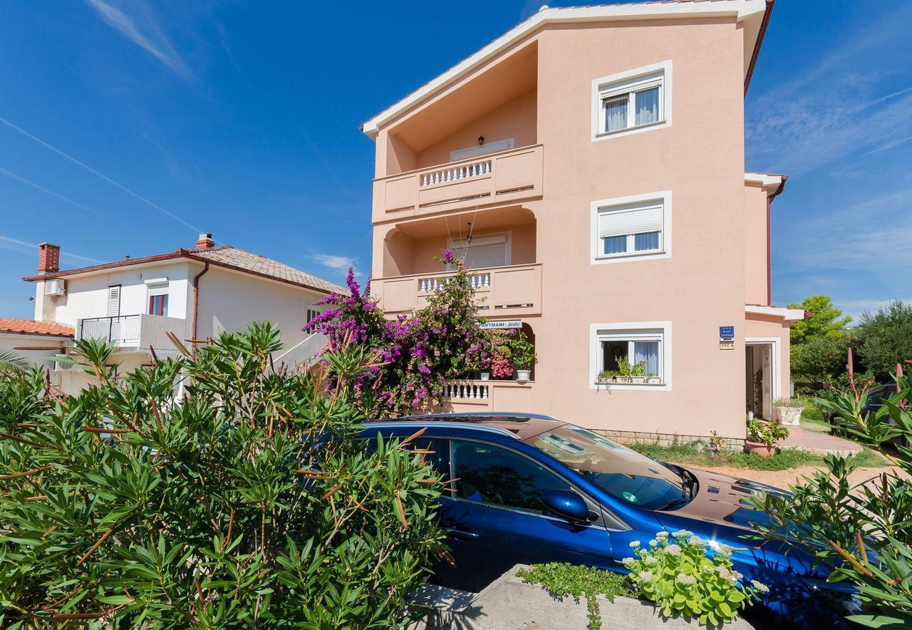 Apartments Jasmin Barbat na Rabu Bagian luar foto